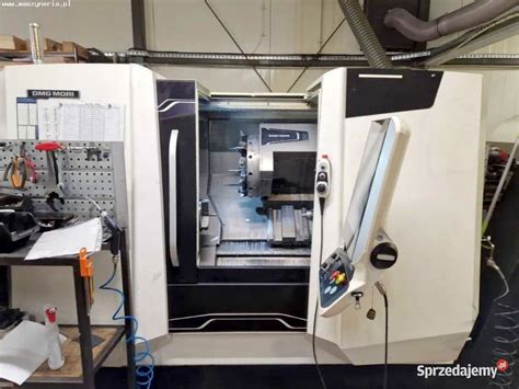 DMG MORI CLX 350 V3 CNC esztergaközpont .